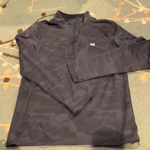 Half-zip performance pull over